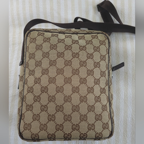 Gucci Shoulder Messenger Canvas Crossbody Bag - Picture 8 of 16
